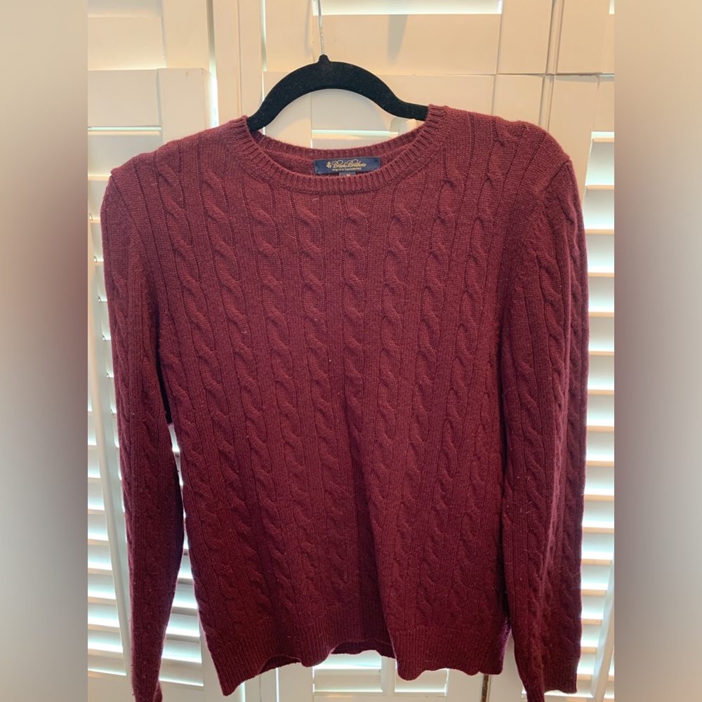 Brooks Brothers cashmere cableknit women’s sweater size M